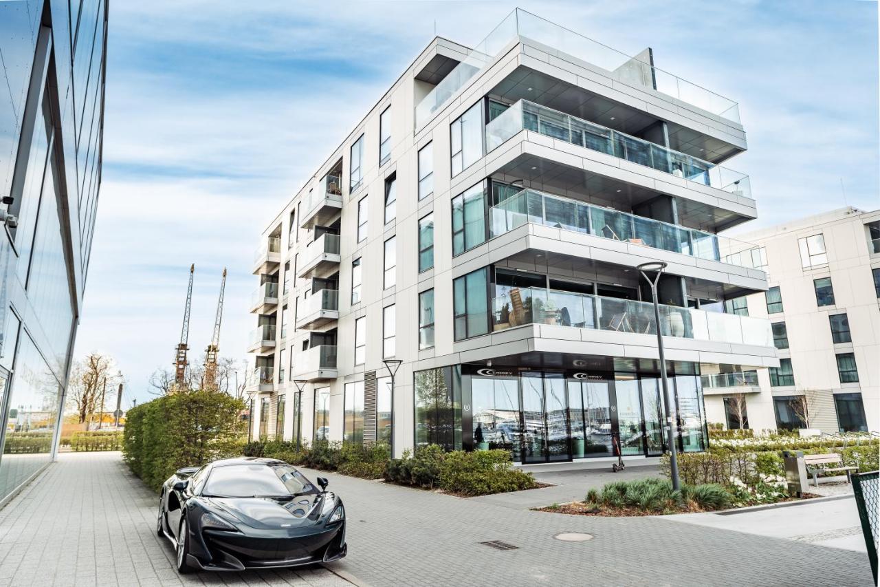 Apartament Yacht Park Marina กดิเนีย ภายนอก รูปภาพ
